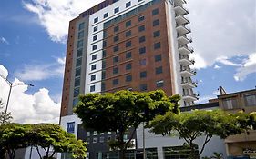 Hotel Tryp Medellin